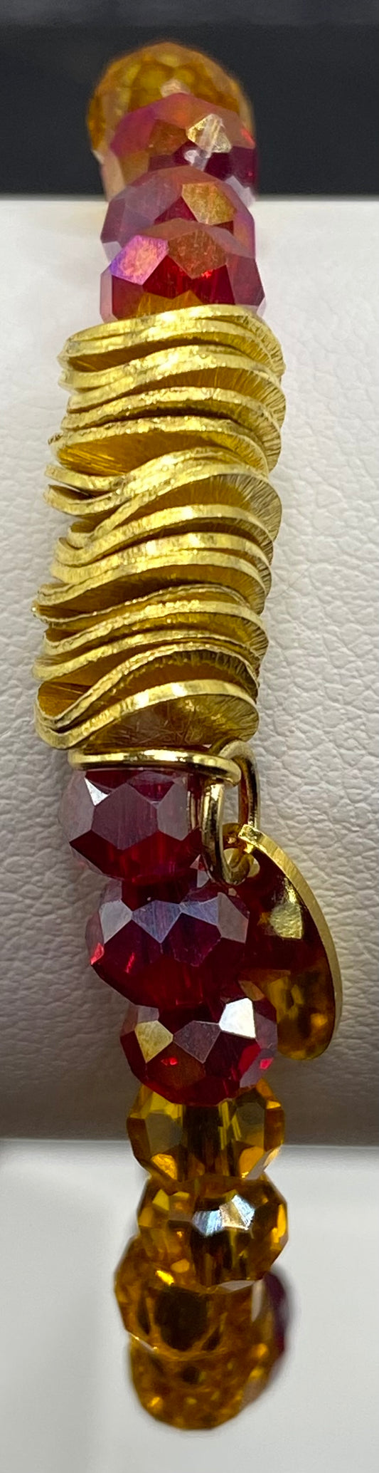 A WRITER IN ALBANY SPINS GOLDEN DREAMS BRACELET