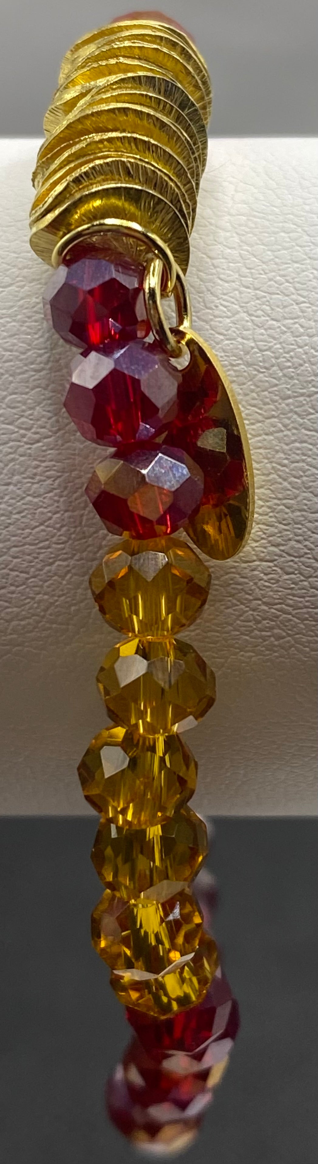 A WRITER IN ALBANY SPINS GOLDEN DREAMS BRACELET