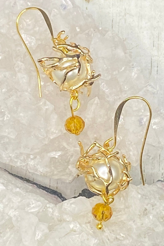 MOON NEST EARRINGS