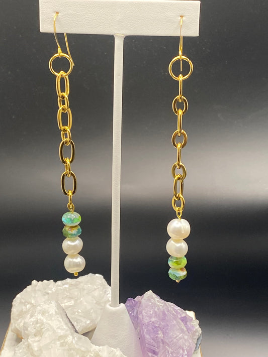 DAYLIGHT MOON EARRINGS
