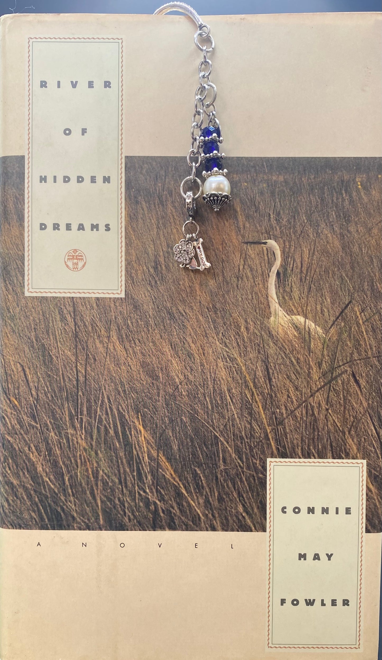 JEWELRY FOR YOUR BOOKS - THE GOOD DOG