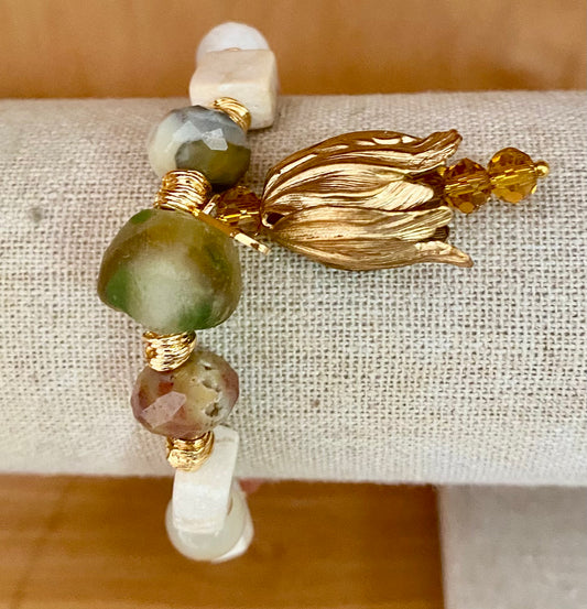 FLOATING LEAF AMID THE STARS BRACELET