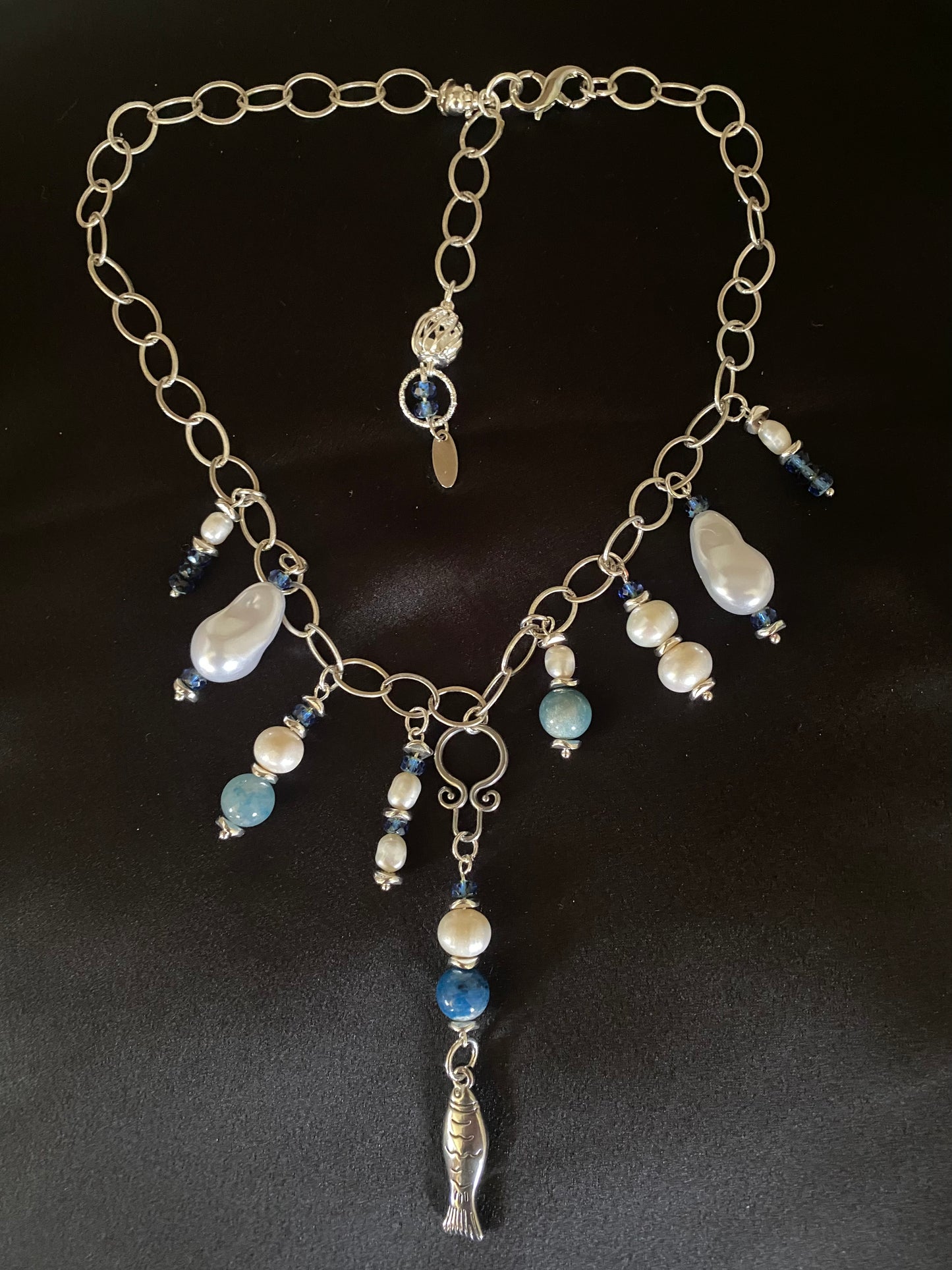 AMALFI CHARM NECKLACE