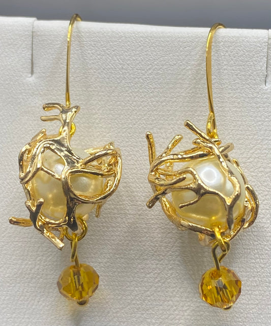 MOON NEST EARRINGS